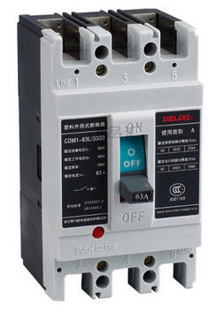 China CDM1 Series AC Electrical Switch Three Phase Main Circuit Breaker 3P / 4P Pole supplier